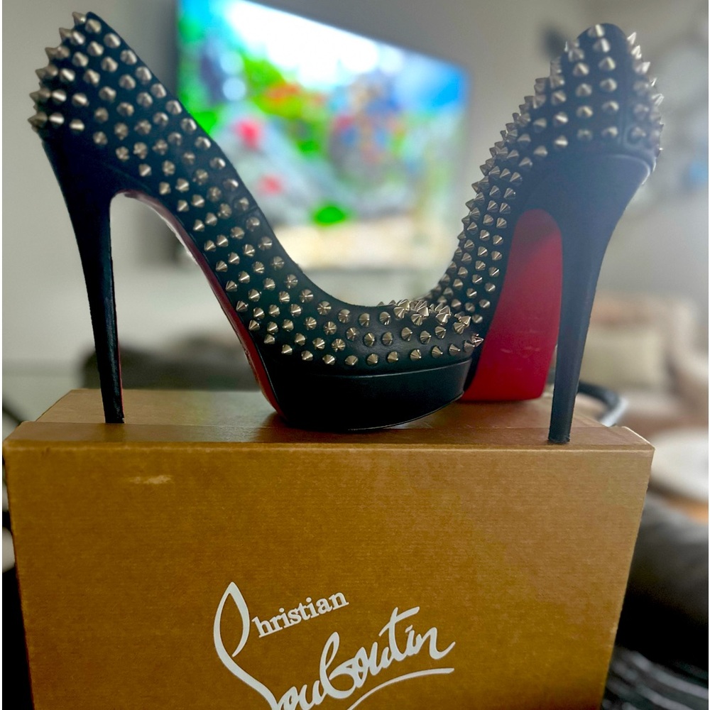 Bianca Spike 140 Christian Louboutin 38.5 with box dust covers and heel taps!